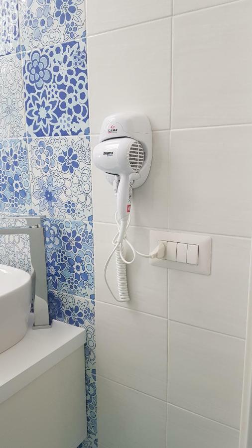 Azul Apartment Con Vasca Idromassaggio 圣维托罗卡波 外观 照片