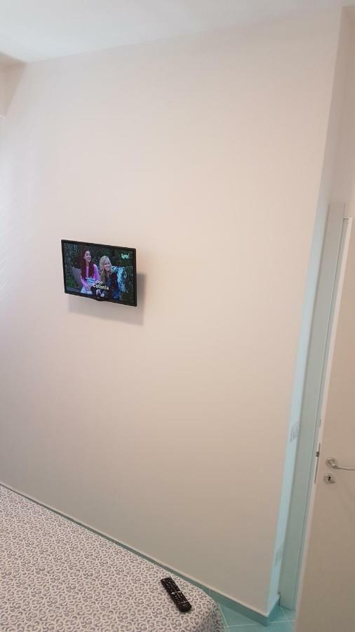 Azul Apartment Con Vasca Idromassaggio 圣维托罗卡波 外观 照片