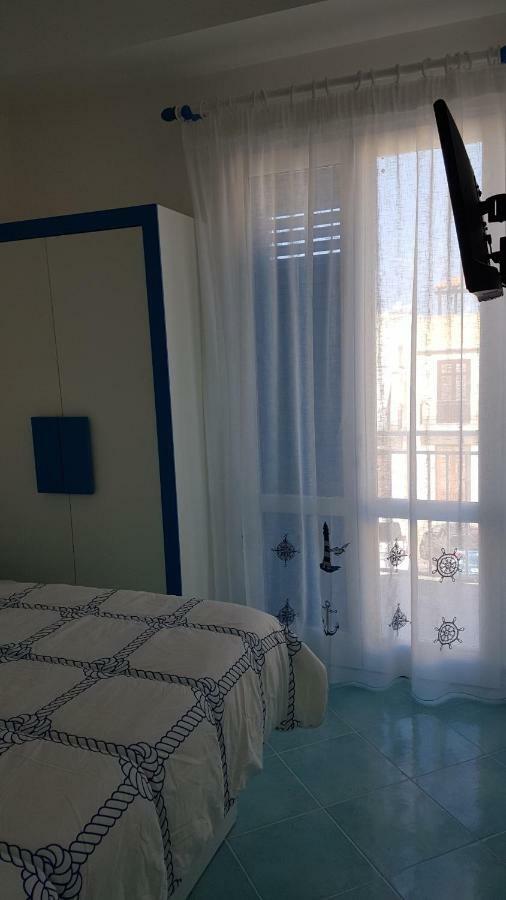 Azul Apartment Con Vasca Idromassaggio 圣维托罗卡波 外观 照片