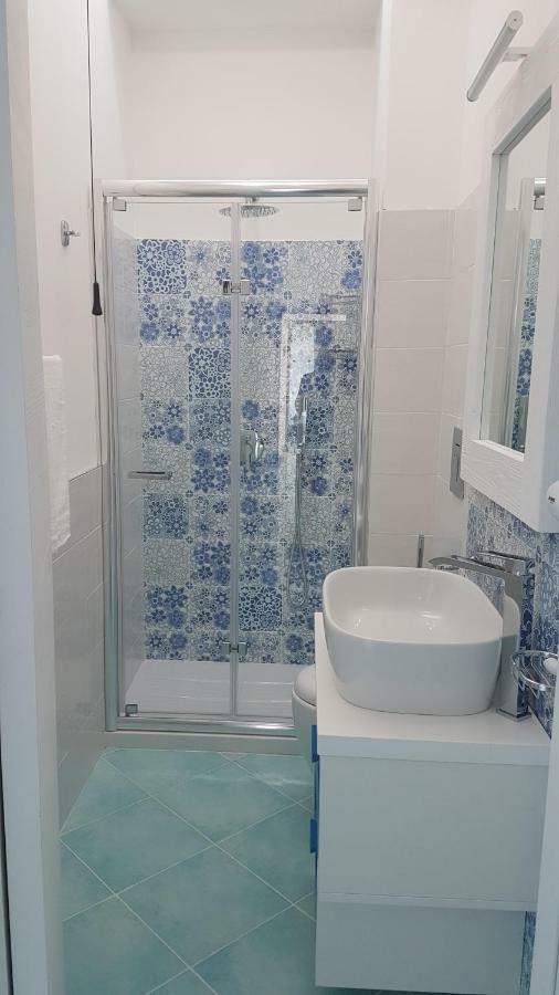 Azul Apartment Con Vasca Idromassaggio 圣维托罗卡波 外观 照片
